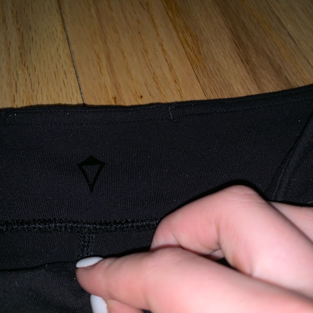 Ivivva Capris - Picture 2 of 4